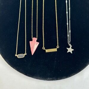 Lot Of 5 Women's Girl's Teen's Necklaces Gold‎ Silver Tone Charms Pendants
